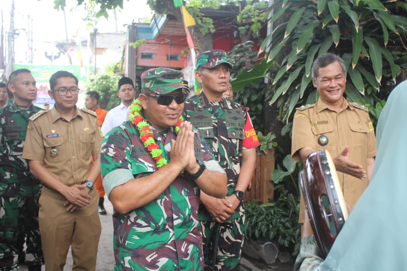 Desa Gunung Putri Mendapatkan Kunjungan Tim Peninjauan dan Penilaian Kampung Pancasila, dari Tim Pusat Staf Teritorial TNI AD