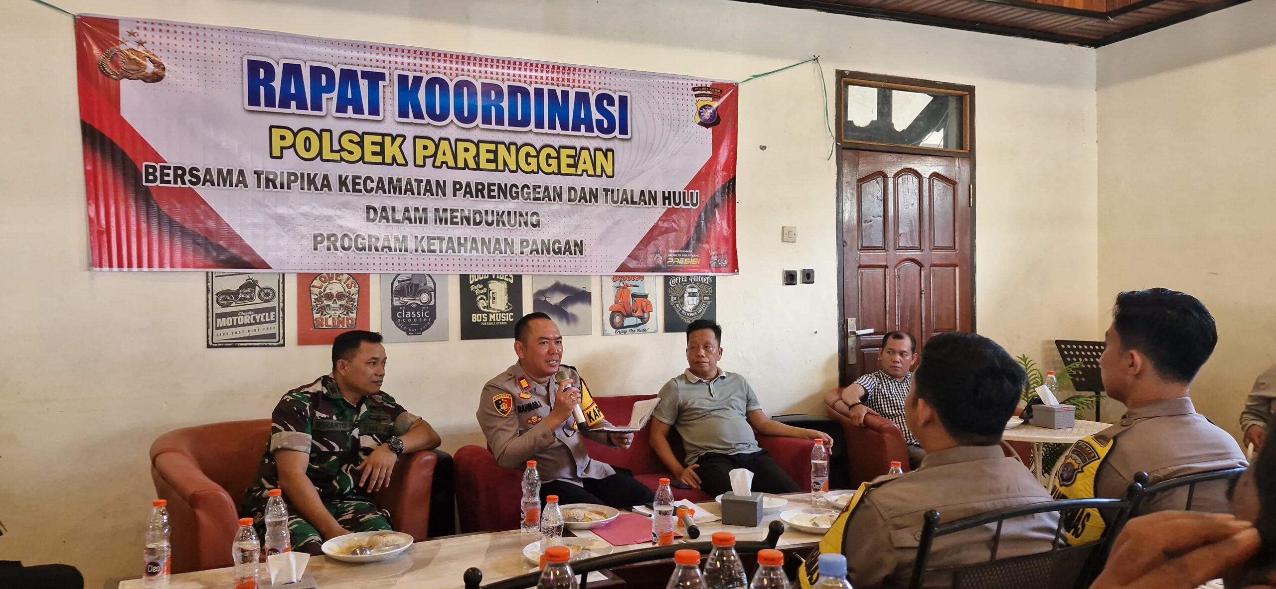 Rapat Koordinasi Kapolsek Parenggean Bersama Muspika dan Kades Se-Kec.Parenggean dan Tualan Hulu