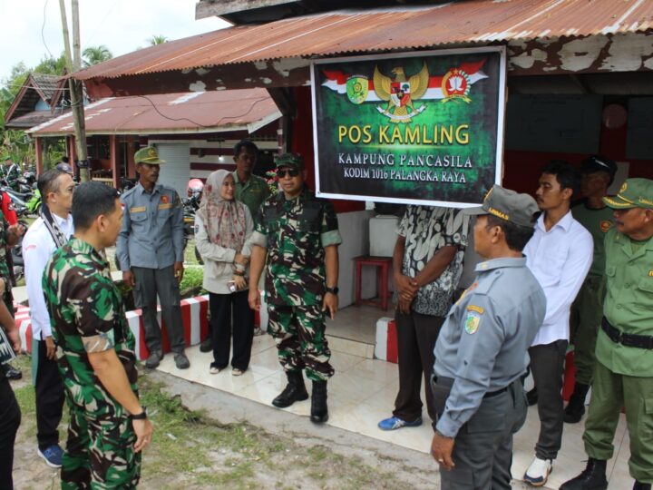 Tim Peninjauan Dan Penilaian Kampung Pancasila dari Mabesad dan BPIP Kunjungi Kelurahan Kalampangan