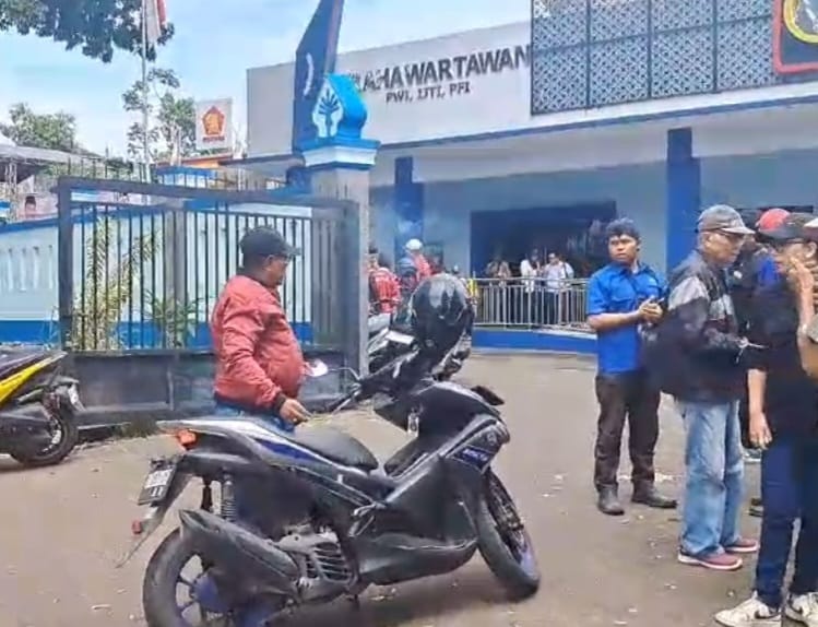 Disebut Tidak Resmi, Para Organisasi Kewartawanan Akan Laporkan Ketua PWI Kabupaten Bogor ke Polisi
