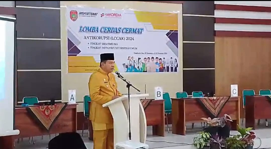 PEMERINTAH KABUPATEN KOTAWARINGIN BARAT MENEGASKAN KOMITMEN DALAM MENCIPTAKAN PEMERINTAH YANG BERSIH