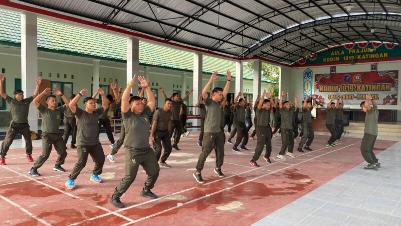 Awali Tahun Baru 2025,Anggota Kodim 1019/Katingan Laksanakan Olahraga Bersama