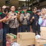 Didampingin Kapolsek, FWJ Indonesia Salurkan Bantuan Sosial Paska Kebakaran Kemayoran