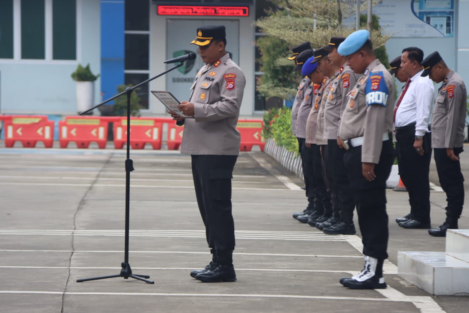 Wakapolresta Tangerang Pimpin Apel Pagi, Tekankan Tanggung Jawab dalam Bertugas