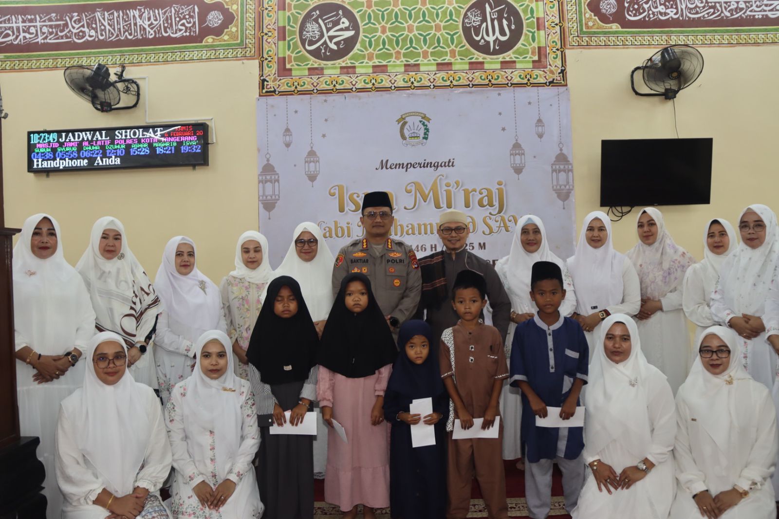 Polresta Tangerang Peringati Isra Mi’raj dan Berikan Santunan Anak Yatim