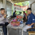 Sambang ke Warung Bhabinkamtibmas Aipda Antariksa SH, Sampaikan Pesan Kamtibmas