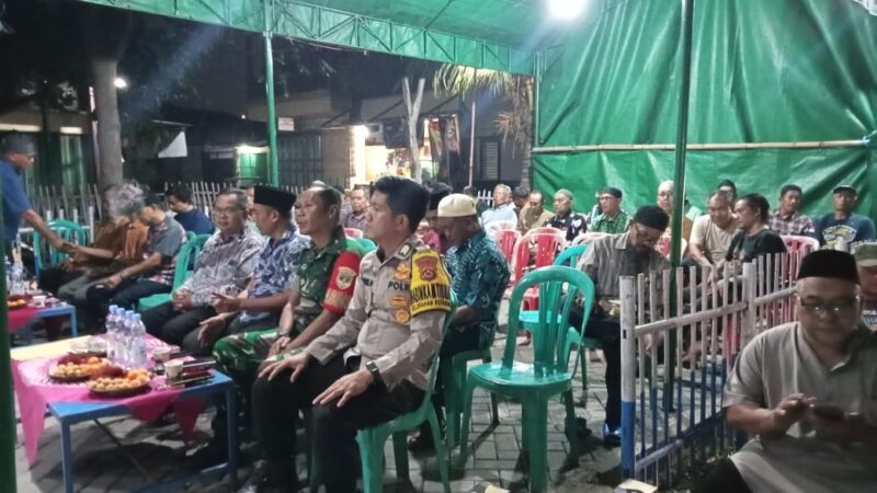 Bhabinkamtibmas Hadiri Pelantikan RT Kelurahan Kuta Bumi