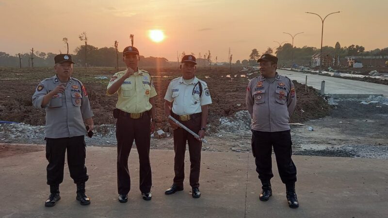 Polsek Panongan Gelar Patroli Rutin Sore Hari Untuk Pemeliharaan Keamanan dan Ketertiban Wilayah