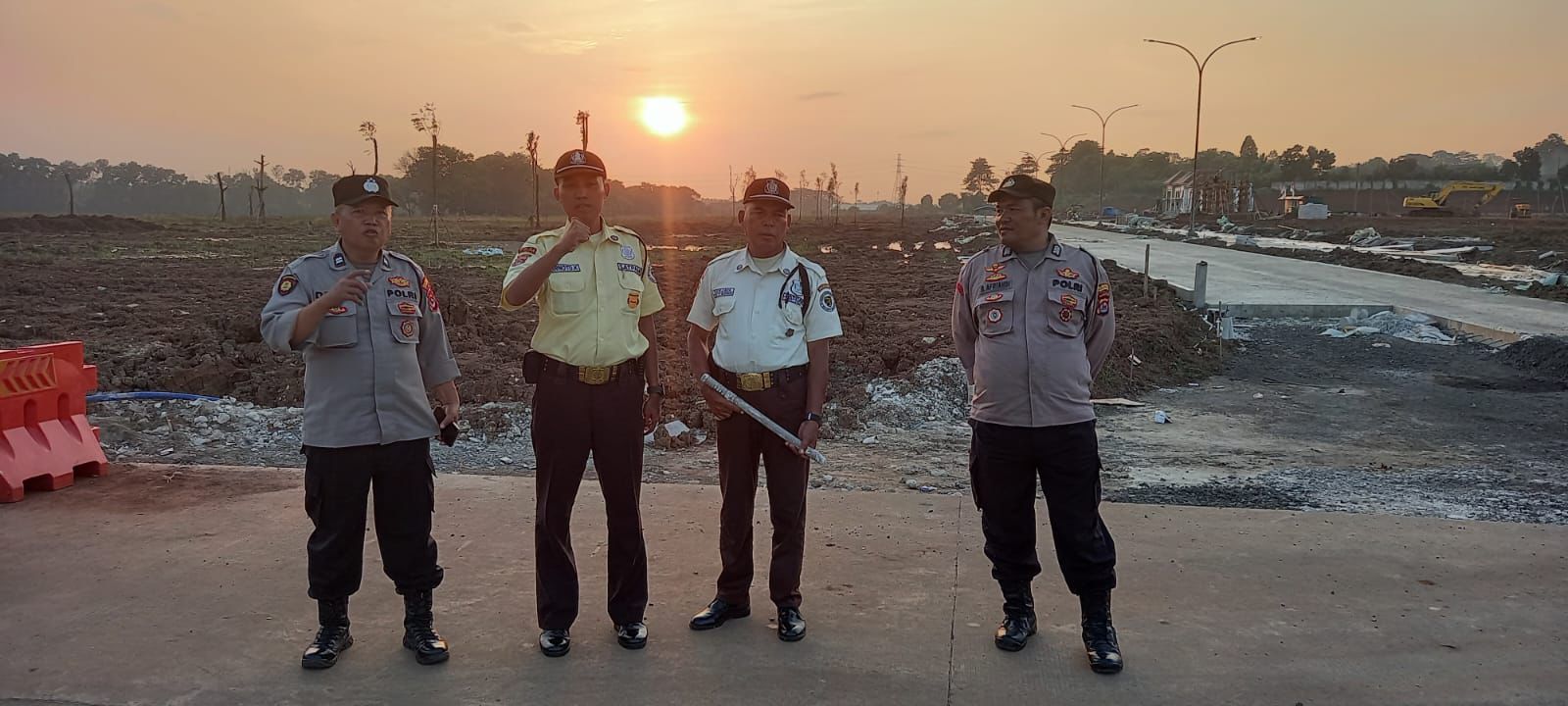 Polsek Panongan Gelar Patroli Rutin Sore Hari Untuk Pemeliharaan Keamanan dan Ketertiban Wilayah