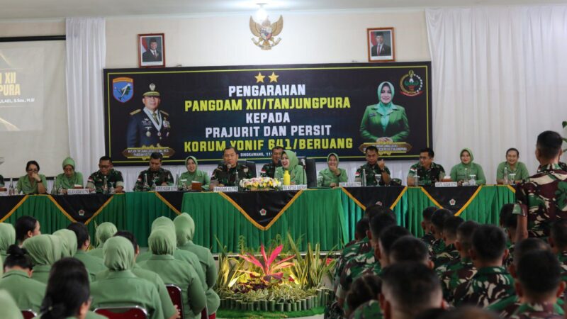 Kunker Pangdam XII/Tpr Ke Mayonif 641/Bru : Tingkatkan Prestasi Satuan Dan Bina Keluarga Dengan Baik