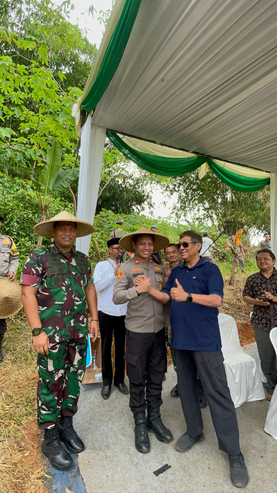 Kapolsek Panongan Bersama Muspika Hadiri Panen Raya: Perkuat Pangan,Petani Semakin Mandiri