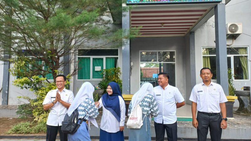 SMA NEGERI 1 RUMPIN MENINGKATKAN KUALITAS PELAYANAN PESERTA DIDIKNYA.