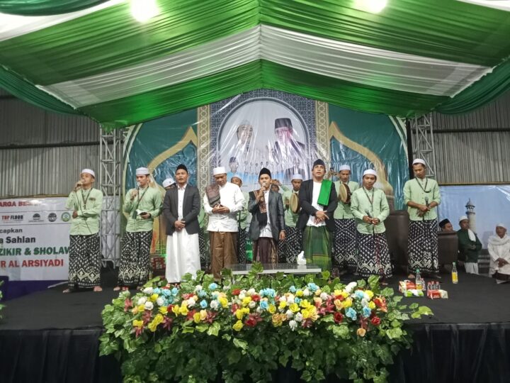 Tabligh Akbar Dzikir Dan Sholawat Oleh PT. Arsindo Baja Mandiri ” Isra Miraj Mengenang Sejarah Nabi Muhammad Saw.