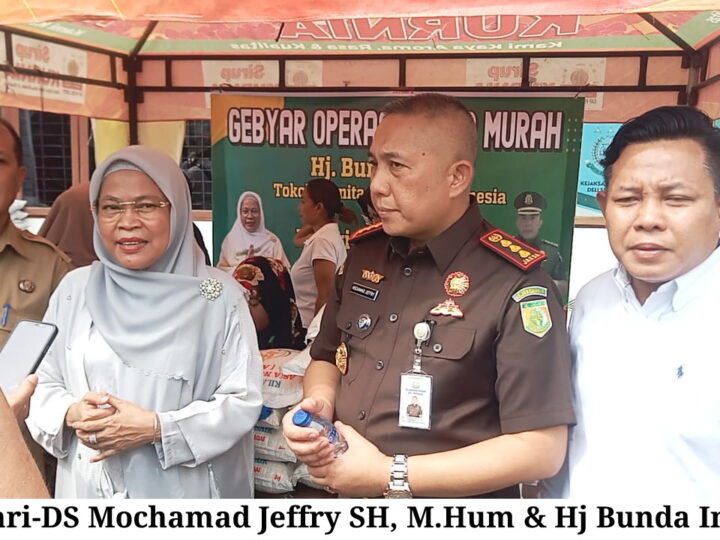 Kajari Mochamad Jeffry SH, M.Hum & Hj Bunda Indah Prakarsai Bazar Pasar Murah Di Lubuk Pakam