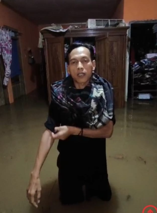 Warga Terdampak Banjir, Berharap Pemerintah Segera Atasi Banjir di Desa Kabasiran  Kecamatan Parungpanjang