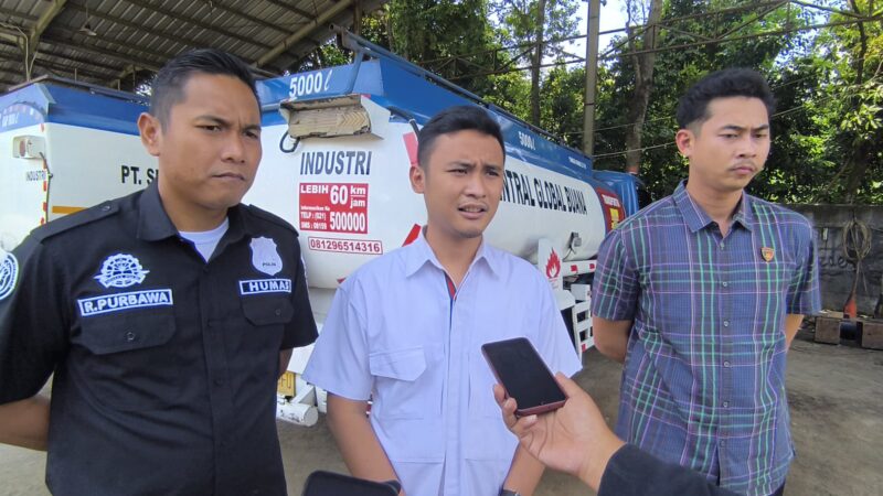 Polresta Tangerang Lakukan Pengecekan di Lokasi yang Diduga Menyimpan Bahan Bakar Minyak Jenis Solar