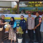 Babinsa Koramil 1016-01/Phd Monitoring Kegiatan Pasar Murah