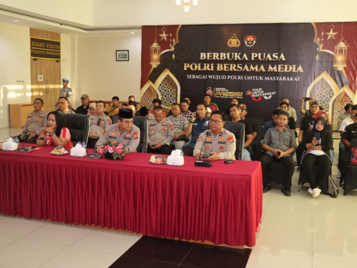 Polresta Tangerang Gelar Buka Puasa Bersama Awak Media, Perkuat Sinergi Melalui Video Conference dengan Kapolri