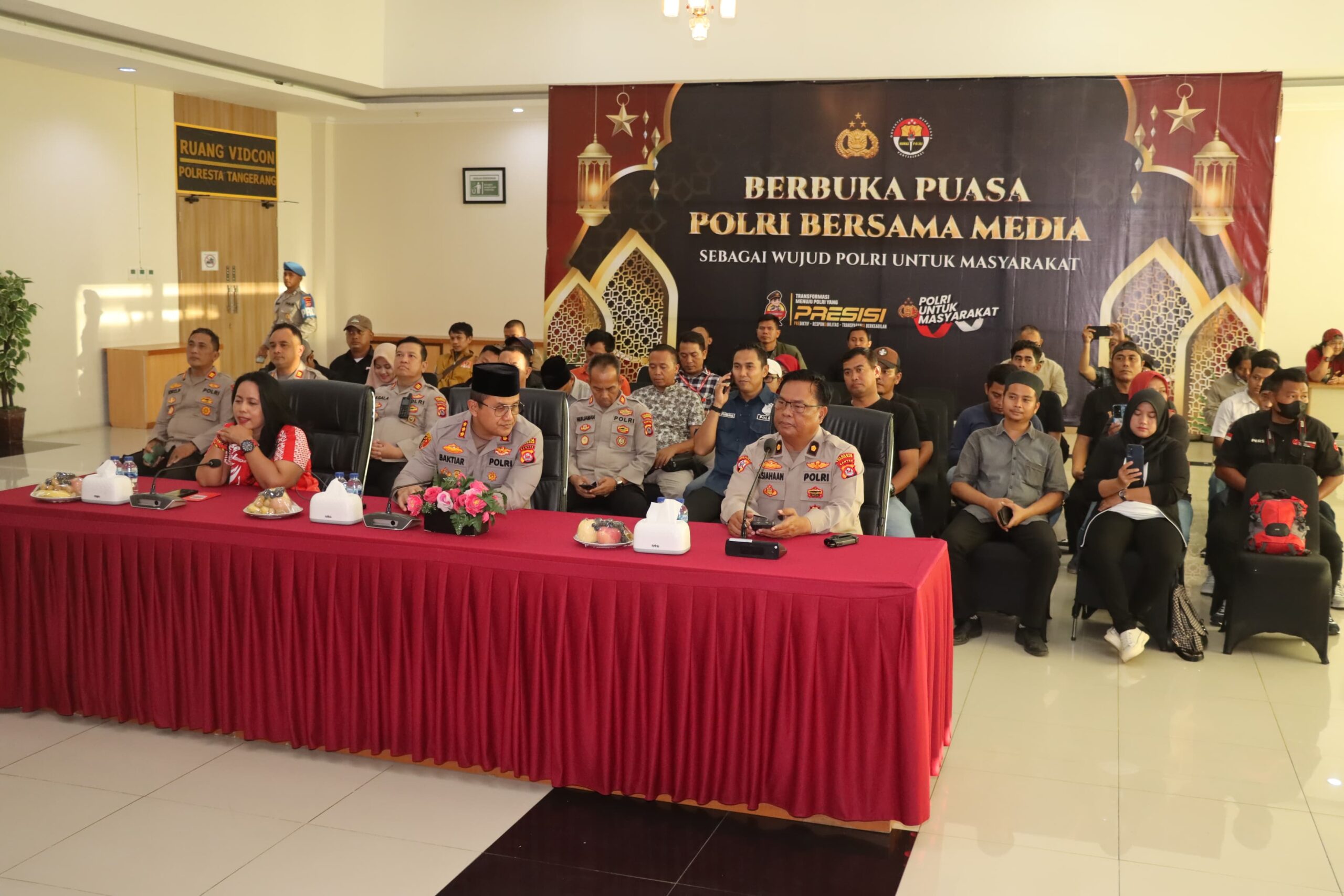 Polresta Tangerang Gelar Buka Puasa Bersama Awak Media, Perkuat Sinergi Melalui Video Conference dengan Kapolri