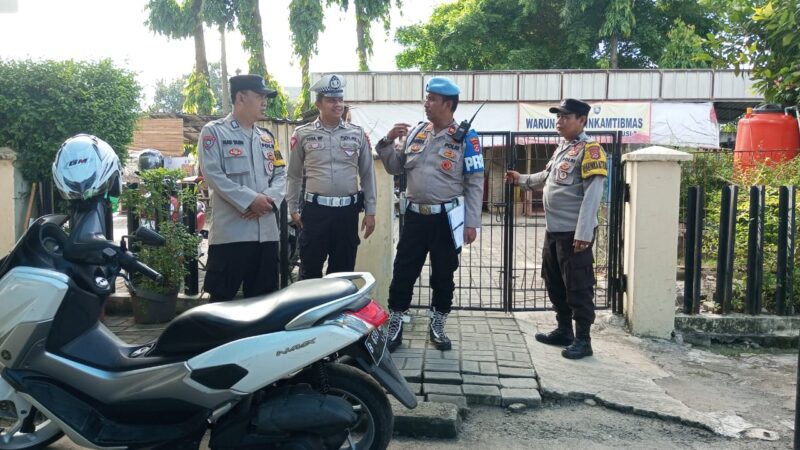 Personil Polsek Balaraja Melaksanakan Sispam Mako Pagi Hari Guna Antisipasi Guantibmas di Mako Polsek Balaraja Polresta Tangerang