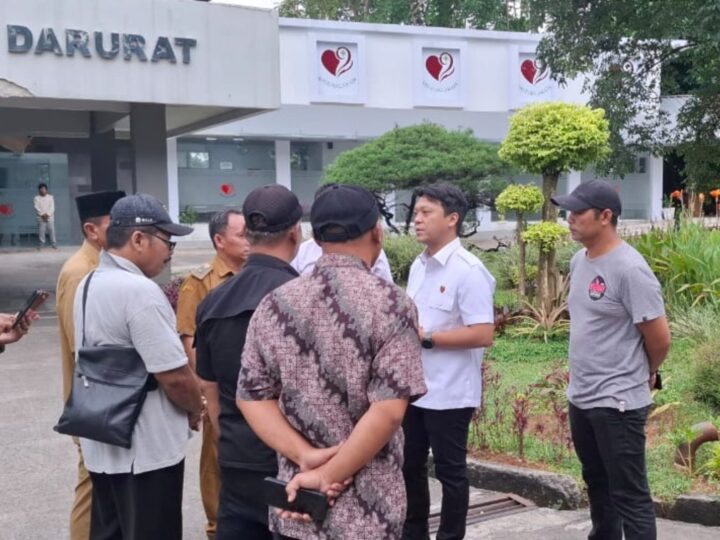 Polisi Buru Pelaku Penusukan Satpam SMKN 9 Kabupaten Tangerang