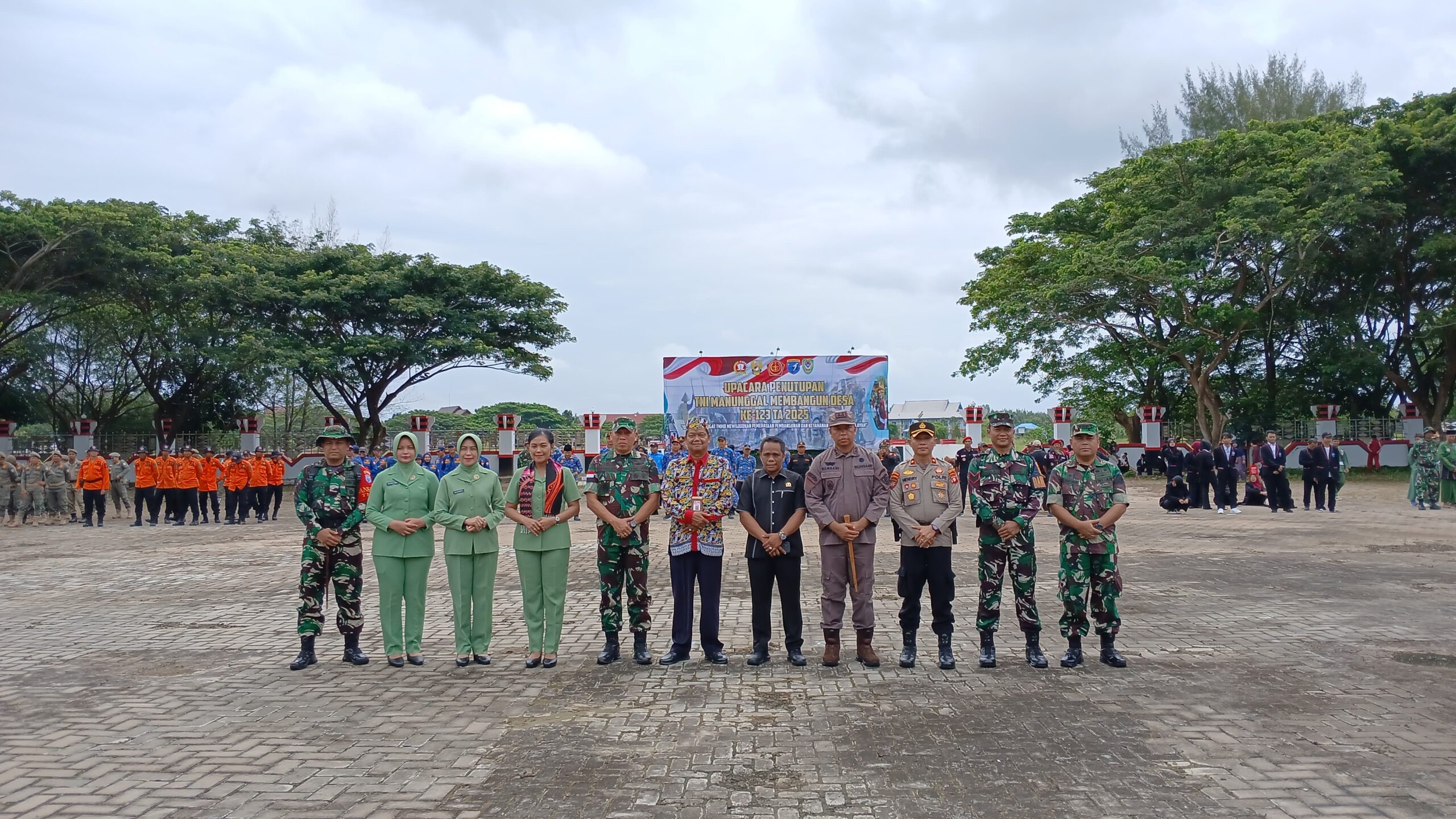 Kasdam XII/Tanjungpura Tutup TMMD ke-123 di Wilayah Kodim 1015/Sampit.