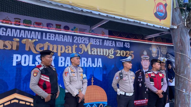 Provos Siepropam Polresta Tangerang Melaksanakan Pengecekan Personil Pos Pengamanan Operasi Ketupat Maung 2025 di Rest Area 43 Wilayah Hukum Polsek Balaraja