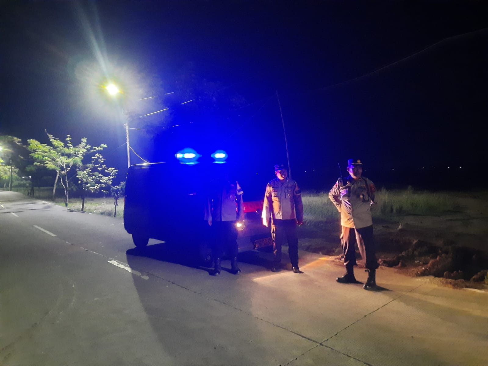 Antisipasi Kriminalitas Jalanan Personil Polsek Mauk Rutinkan Patroli Malam