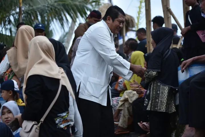 Wakil Bupati Pacitan Gagarin Sumrambah Hadir Dalam Upacara Adat Ceprotan di Desa Sekar Donorojo, Tradisi Bangkitkan Ekonomi