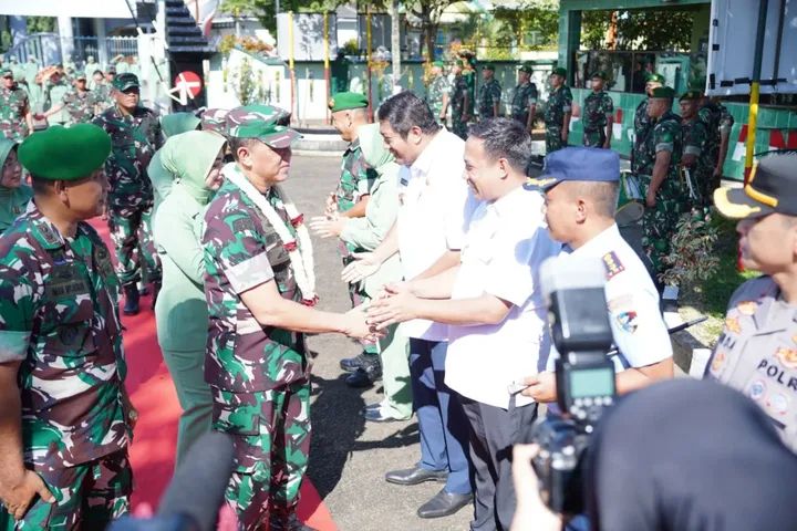Wakil Bupati Gagarin Sumrambah Menyambut Pangdam V/Brawijaya Dalam Kunjungan Kerjanya di Pacitan.
