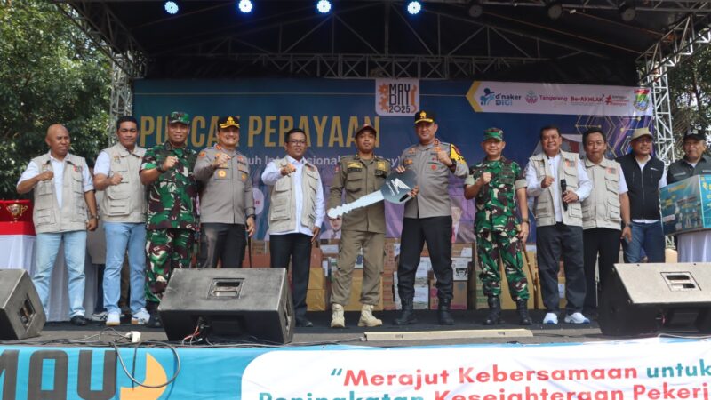 Kapolresta Tangerang Dampingi Kapolda Banten, Gubernur Banten Hadiri Perayaan Puncak May Day 2025 di Kabupaten Tangerang