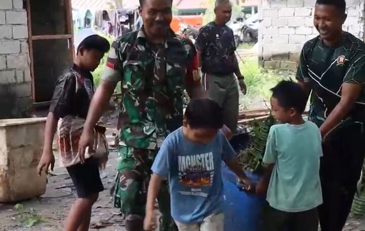 Kodim 1019/Katingan Tuntaskan Karya Bakti Renovasi Kamar Mandi Panti Asuhan Al-Khairat