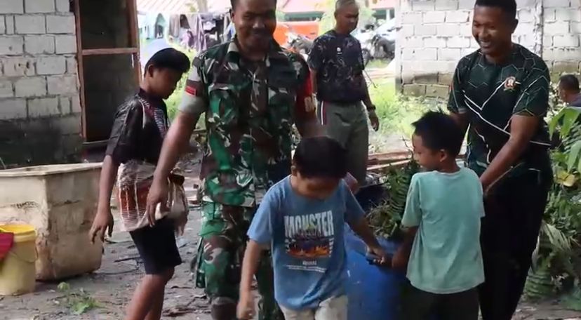 Kodim 1019/Katingan Tuntaskan Karya Bakti Renovasi Kamar Mandi Panti Asuhan Al-Khairat