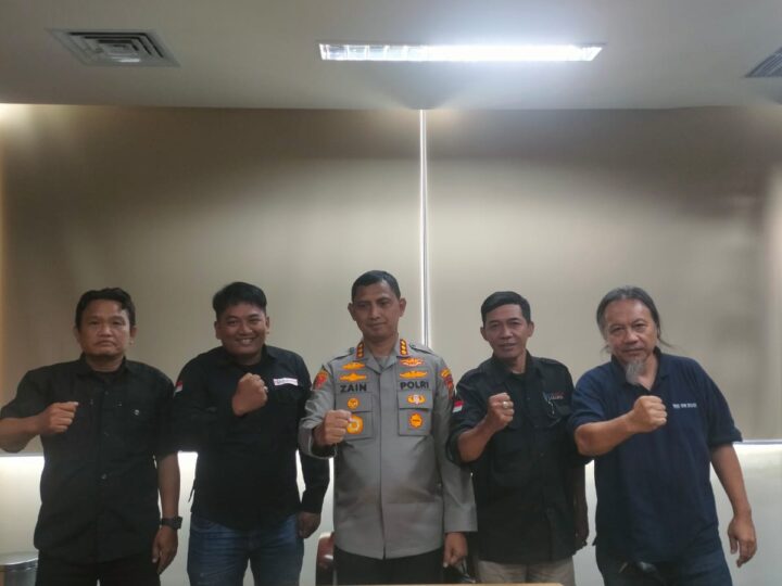 Forum Wartawan Jaya Indonesia Ucapkan Selamat Ulang Tahun Kepada Kapolres Metro Tangerang Kota Kombes Pol Zain Dwi Nugroho