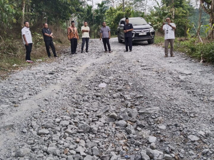 Masyarakat Desa Sari Laba Desak Pemerintah Agar Segera Memperbaiki Infrastruktur Jalan Dan Sekolah Akibat Dampak Pembangunan Bendungan Lau Simeme