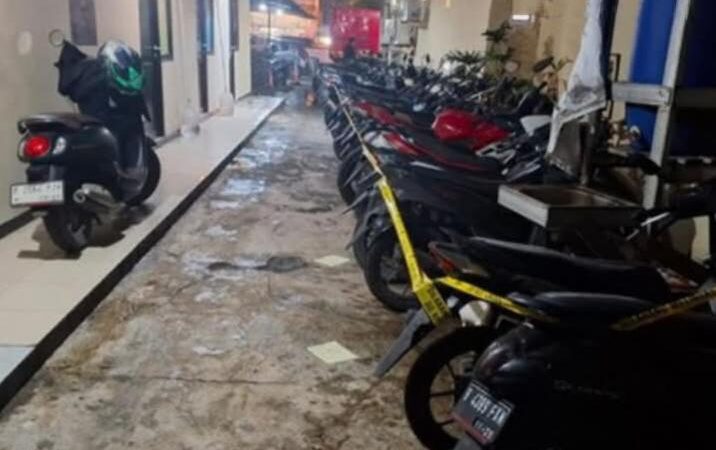 Polisi Gerebek Markas “Mata Elang” Penampungan Puluhan Motor Tarikan Debt Collector di Gunungputri Bogor.