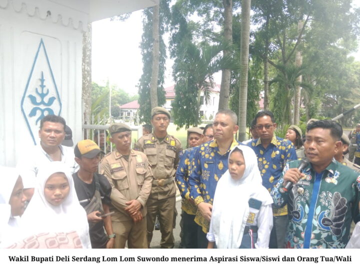 Wakil Bupati Deli Serdang Lom Lom Suwondo dan Dinas Pendidikan Tampung Aspirasi Siswa Siswi SMPN 2 Galang