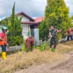 Ciptakan Lingkungan Bersih Dan Sehat, Babinsa Bersama Masyarakat Kerja Bakti