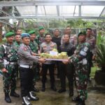 Kapolres Kuningan Bersilaturahmi ke Kodim 0615 Kuningan dalam Rangka HUT Kodam III/Siliwangi