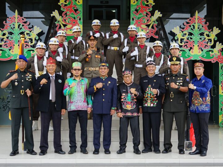 Kasdim 1016/Plk Hadiri Upacara Peringatan Hari Jadi Ke-68 Provinsi Kalimantan Tengah Tahun 2025
