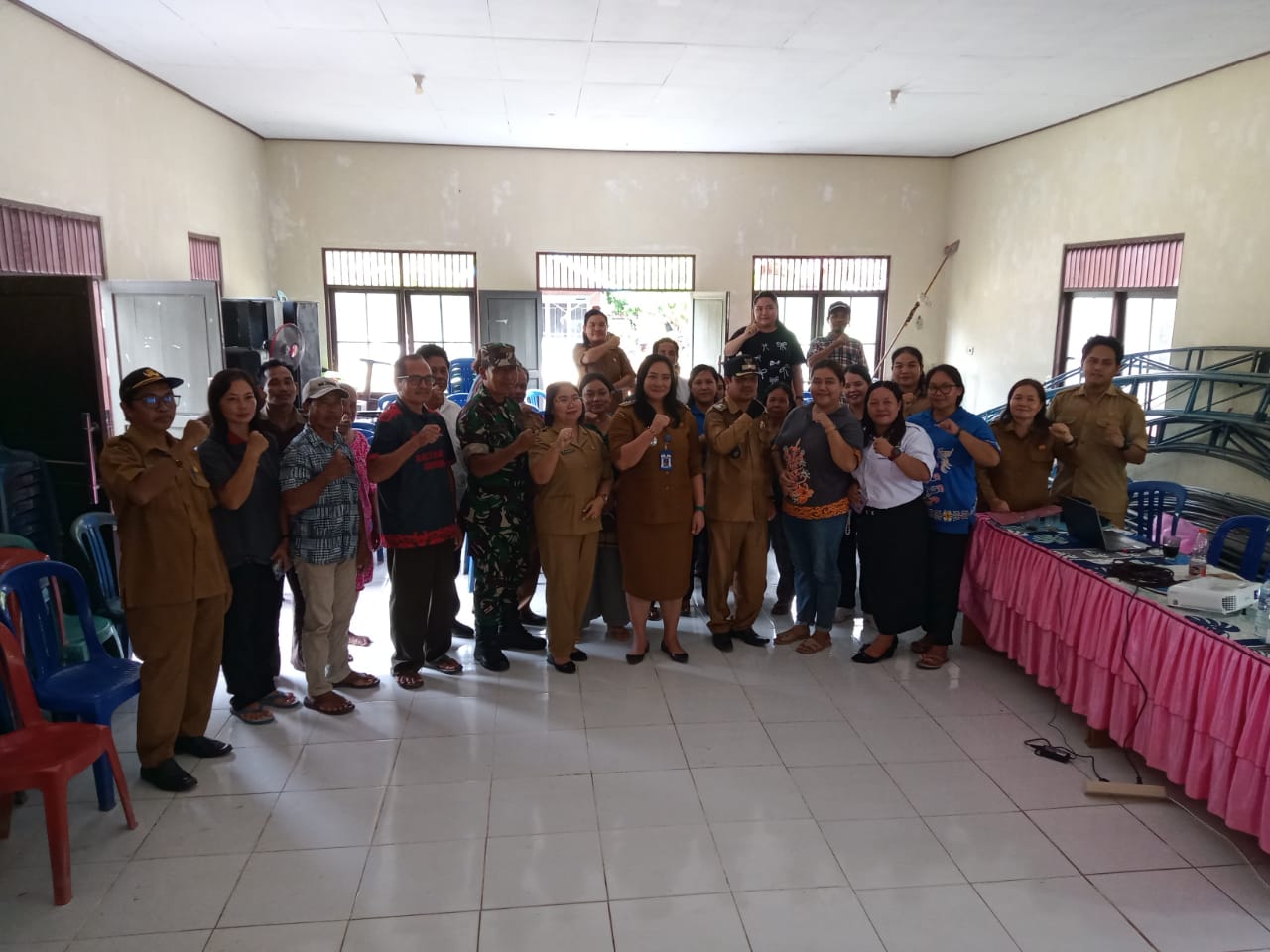 Tingkatkan Kepedulian, Danramil 1019-06/Plm Ikut Serta Dalam Pembentukan Pengurus Koperasi Merah Putih