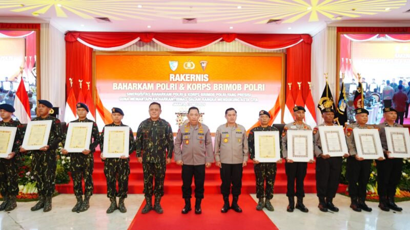 Kapolri Komitmen Berantas Premanisme, Judol dan Narkoba: Siapapun yang Meresahkan Masyarakat Tindak Tegas