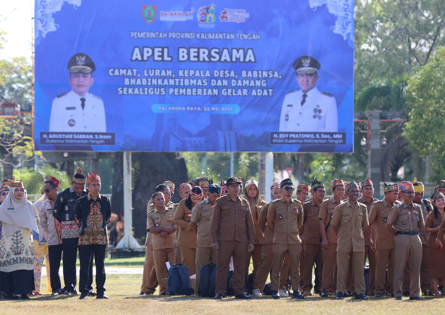 Hadiri Apel Bersama Perangkat Pemerintahan, Kapolda Kalteng Tegaskan Komitmen Dorong Sinergi Bhabinkamtibmas Dukung Pembangunan Desa
