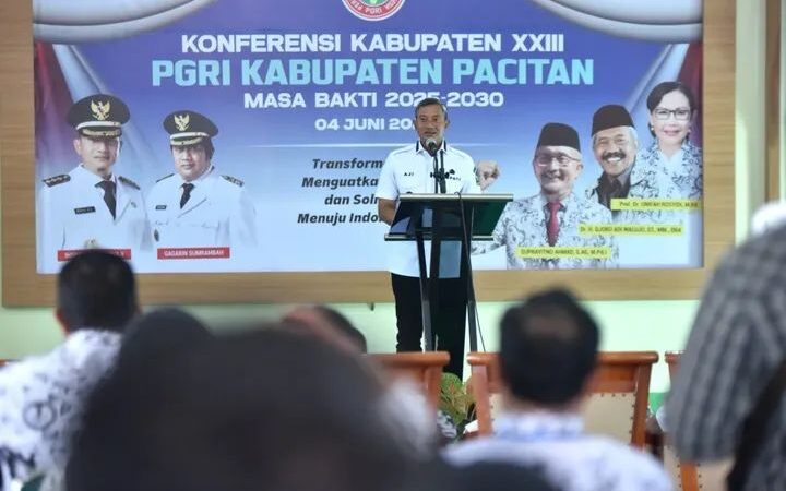 Sambutan Bupati Indrata Nur Bayuaji Membuka Konferensi PGRI Kabupaten ke-XXIII, ”Mengajak PGRI Bersinergi Bersama Pemkab Pacitan”