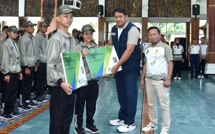 Lepas Kontingen Porprov Kabupaten Pacitan Wabup: Bawa Pulang Prestasi