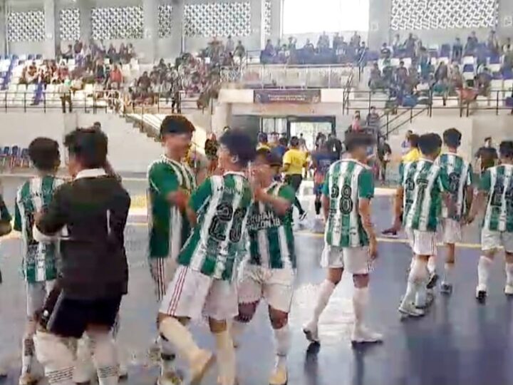 8 Tim Lolos Diputaran 16 Bssar Turnamen Futsal Kapolres Cup 2025