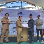 Peresmian JT PT. SEAL dan Penyerahan CSR di Desa Lubuk Bunter Kecamatan Cempaga Kotawaringin Timur.