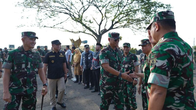 Wakasad Didampingi Danrem 051/Wkt Tinjau Langsung Pembangunan Batalyon Baru Yonif TP 843/PYV Kodam Jaya Jayakarta di Wanajaya, Cibitung Bekasi