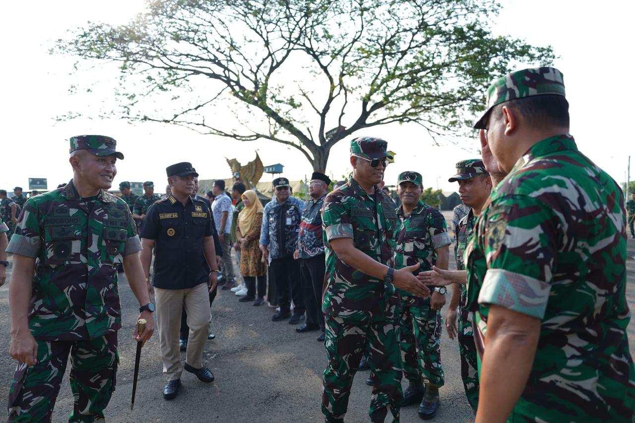 Wakasad Didampingi Danrem 051/Wkt Tinjau Langsung Pembangunan Batalyon Baru Yonif TP 843/PYV Kodam Jaya Jayakarta di Wanajaya, Cibitung Bekasi