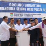 Bupati Tangerang Bersama Kapolres Metro Tangerang Kota Lakukan Ground Breaking Pembangunan Gedung Polsek Sepatan Baru